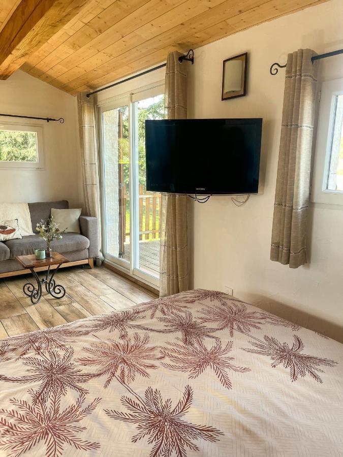 Gite De L'Auxineill Castelnou Екстериор снимка